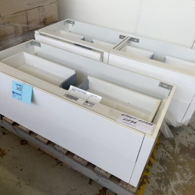 PALLET EX DISPLAY WALL HUNG VANITIES, INCLUDES X1 1200 AND X1 1500 BASES ONLY, SOLD AS IS