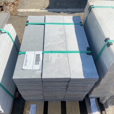 PALLET OF LIMESTONE PAVERS 600MM X 150MM X 20MM, 54 PCS