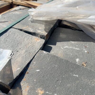 PALLET OF NATURAL BLUESTONE PITCHERS (RECLAIMED)- IDEAL FOR GARDEN PATHS, RETAINING WALLS, STAIR TREADS, ETC 300MM X 200MM X 150MM, APPROX 2.7M2 PER PALLET