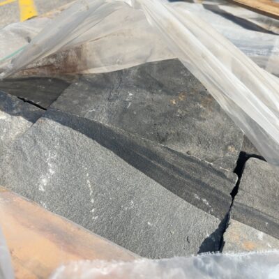 PALLET OF NATURAL BLUESTONE PITCHERS (RECLAIMED)- IDEAL FOR GARDEN PATHS, RETAINING WALLS, STAIR TREADS, ETC 300MM X 200MM X 150MM, APPROX 2.7M2 PER PALLET