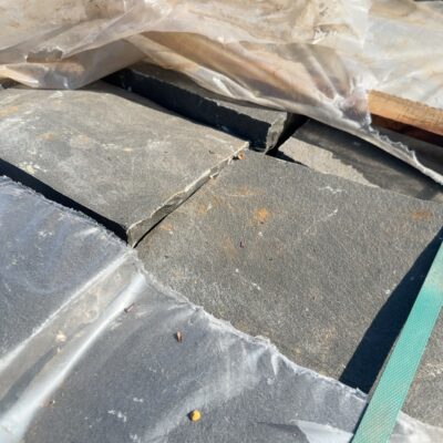 PALLET OF NATURAL BLUESTONE PITCHERS (RECLAIMED)- IDEAL FOR GARDEN PATHS, RETAINING WALLS, STAIR TREADS, ETC 300MM X 200MM X 150MM, APPROX 2.7M2 PER PALLET