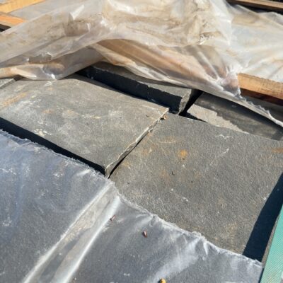 PALLET OF NATURAL BLUESTONE PITCHERS (RECLAIMED)- IDEAL FOR GARDEN PATHS, RETAINING WALLS, STAIR TREADS, ETC 300MM X 200MM X 150MM, APPROX 2.7M2 PER PALLET