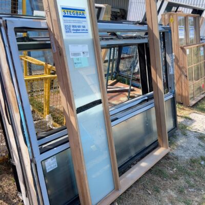 LOT OF 5 INCOMPLETE DOOR UNITS