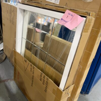 NEW DESIGNER MIRROR M226, 760MM X 1020MM NEW DESIGNER MIRROR M226, 760MM X 1020MM