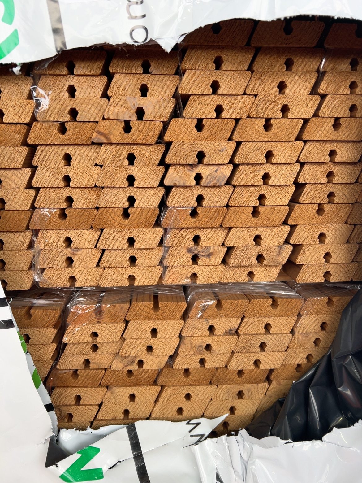 65X20 THERMO PINE C7J NATURAL-621/3.6 65X20 THERMO PINE C7J NATURAL-621/3.6