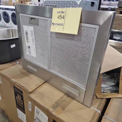 NEW EURO EM60CSX 600MM CHIMNEY RANGEHOOD WITH 3 SPEED MOTOR, 900M3/HR EXTRACTION, WITH HALOGEN LIGHTS, WITH 12 MONTH WARRANTY