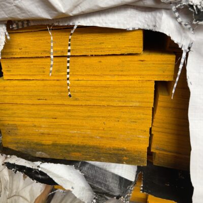 360X45 E13.2 H2S YELLOW COLOUR LVL BEAMS-21/4.8
