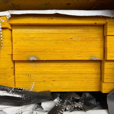 360X45 E13.2 H2S YELLOW COLOUR LVL BEAMS-21/4.8