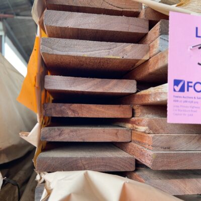 135X19 FEATURE GRADE JARRAH DECKING- (PACK CONSISTS OF RANDOM SHORT LENGTHS)