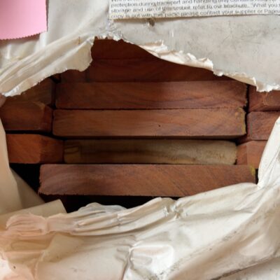 135X19 FEATURE GRADE QLD MIXED HARDWOOD DECKING- (PACK CONSISTS OF RANDOM SHORT LENGTHS)