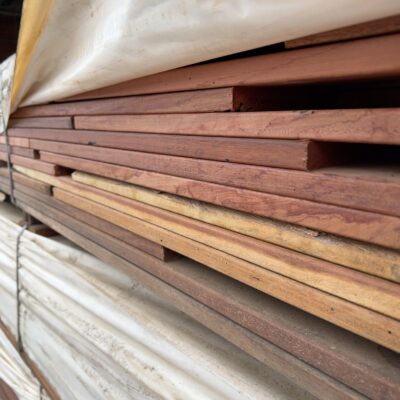 135X19 FEATURE GRADE QLD MIXED HARDWOOD DECKING- (PACK CONSISTS OF RANDOM SHORT LENGTHS)