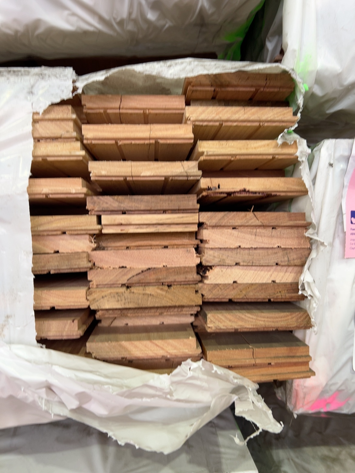 85X14 BLACKBUTT COVER GRADE OVERLAY FLOORING 85X14 BLACKBUTT COVER GRADE OVERLAY FLOORING