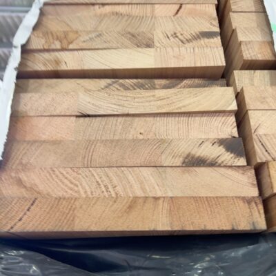 285X33 AUS OAK LAM STANDARD GRADE KD HARDWOOD STAIR TREADS-12/1.0