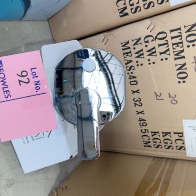 NEW LONDON WHITE & CHROME SHOWER MIXER WITH DIVERTER BTC8560, WITH 3 MONTH WARRANTY NEW LONDON WHITE & CHROME SHOWER MIXER WITH DIVERTER BTC8560, WITH 3 MONTH WARRANTY