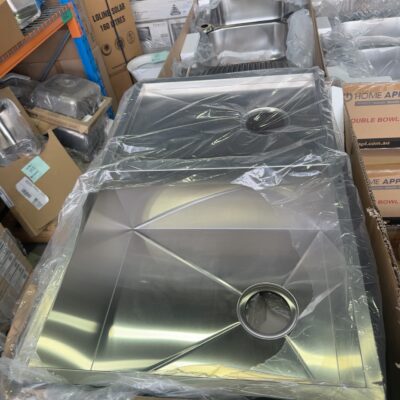 NEW TECHNIKA TSF101SD 800MM S/STEEL SINGLE BOWL SINK, 3 MONTH WARRANTY NEW TECHNIKA TSF101SD 800MM S/STEEL SINGLE BOWL SINK, 3 MONTH WARRANTY