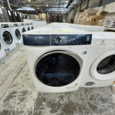 ELECTROLUX EDH803R7WB 8KG ULTIMATE CARE HEAT PUMP DRYER WITH 12 PROGRAMS, WOOLMARK ACCREDITED, 12 MONTH WARRANTY
