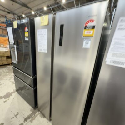 WESTINGHOUSE WSE6630SA SIDE BY SIDE FRIDGE S/STEEL, 624 LITRE, FRESHSEAL CRISPERS, QUICK FREEZE, QUICK CHILL FUNCTION, DUAL ICEMAKERS SPILLSAFE SHELVES, 12 MONTH WARRANTY RRP$1699