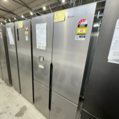 WESTINGHOUSE WQE5660SA FRENCH DOOR FRIDGE WITH WATER, 564 LITRE, 896MM WIDE, NON PLUMBED WATER, HUMIDITY CONTROLLED CRISPERS, MULTI AIRFLOW SYSTEM, FULL WIDTH CRISPERS, SPILLSAFE SHELVES, ADJUSTABLE INTERIOR, 12 MONTH WARRANTY