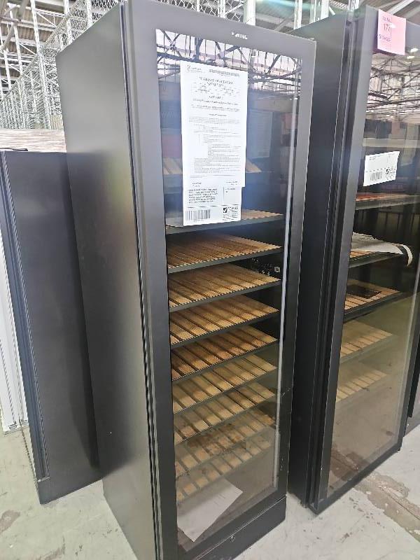 VINTEC PREMIUM 126 BOTTLE WINE CABINET WITH TELESCOPIC SHELVES, VWM198PBA-R, MULTI TEMP WITH LED DISPLAY, EXTRA WIDE CRADLES, DOUBLE GLAZE ANTI UV GLASS, HUMIDITY RECYCLING, WINTER FUNCTION, WITH 12 MONTH WARRANTY RRP$5790 VINTEC PREMIUM 126 BOTTLE WINE CABINET WITH TELESCOPIC SHELVES, VWM198PBA-R, MULTI TEMP WITH LED DISPLAY, EXTRA WIDE CRADLES, DOUBLE GLAZE ANTI UV GLASS, HUMIDITY RECYCLING, WINTER FUNCTION, WITH 12 MONTH WARRANTY RRP$5790