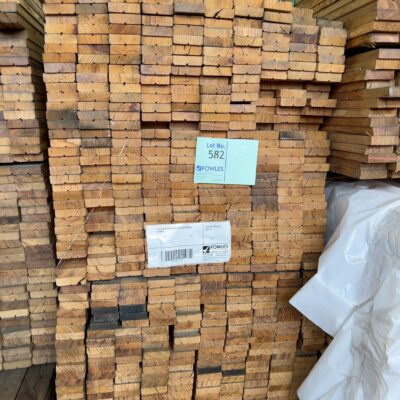 65X19 DAR WEATHERED KD HARDWOOD SHORTS