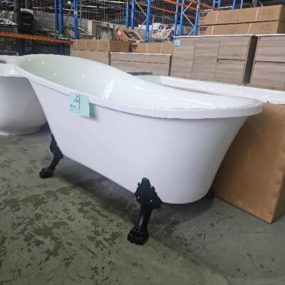 NEW FIENZA CLAW FOOT BATH, WHITE WITH BLACK FEET, ACRLYIC 1700MM FR2550-1700B RRP$1799