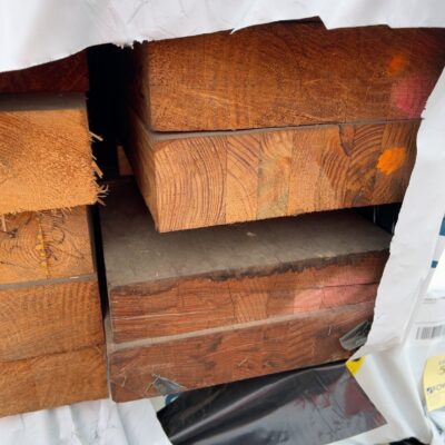 294X85 GL13 PINE LAM BEAMS-6/2.4 300X80- 1/2.4 4/1.8 2/1.2 & 300X65 GL15 HARDWOOD LAM BEAMS-2/2.4