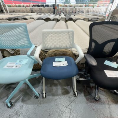 SAMPLE CHAIR - NAVY & WHITE POLYPROLENE OFFICE CHAIR, MOULDED HIGH DENSITY FOAM SEAT, WEIGHT 120KG CAPACITY, RRP$169 SAMPLE CHAIR - NAVY & WHITE POLYPROLENE OFFICE CHAIR, MOULDED HIGH DENSITY FOAM SEAT, WEIGHT 120KG CAPACITY, RRP$169