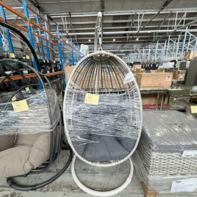 SAMPLE FURNITURE - OUTDOOR HANGING EGG CHAIR, GLV1582 RRP$699 SAMPLE FURNITURE - OUTDOOR HANGING EGG CHAIR, GLV1582 RRP$699