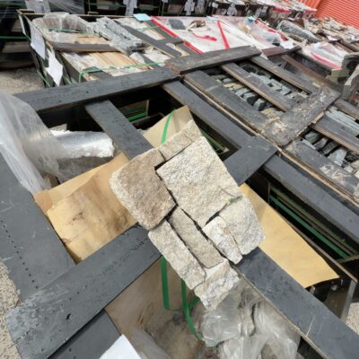 PALLET OF Z TILE SUMMIT WIRE CORNER 55PCS #14