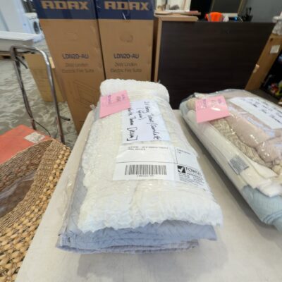 EX STAGING - LOT OF ASSORTED THROWS & TOWEL, SOLD AS IS