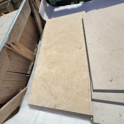 PALLET OF TRAVERTINE TILES 800MM X 400MM X 15MM, RAW & UNFILLED, APPROX QTY 76 PALLET OF TRAVERTINE TILES 800MM X 400MM X 15MM, RAW & UNFILLED, APPROX QTY 76