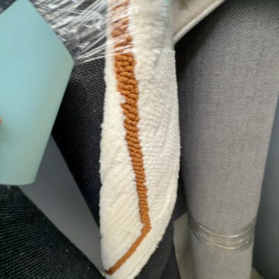 EX DISPLAY RUG - SOLD AS IS, APPROXIMATE SIZE 150 - 160CM WIDE X 210 - 230CM LONG EX DISPLAY RUG - SOLD AS IS, APPROXIMATE SIZE 150 - 160CM WIDE X 210 - 230CM LONG