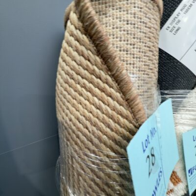 EX DISPLAY RUG - SOLD AS IS, APPROXIMATE SIZE 150 - 160CM WIDE X 210 - 230CM LONG EX DISPLAY RUG - SOLD AS IS, APPROXIMATE SIZE 150 - 160CM WIDE X 210 - 230CM LONG