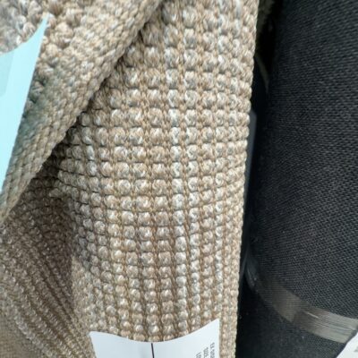 EX DISPLAY RUG - SOLD AS IS, APPROXIMATE SIZE 150 - 160CM WIDE X 210 - 230CM LONG EX DISPLAY RUG - SOLD AS IS, APPROXIMATE SIZE 150 - 160CM WIDE X 210 - 230CM LONG