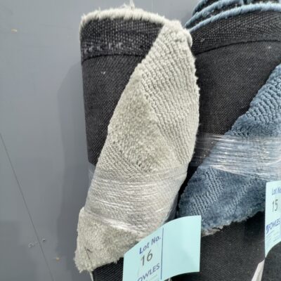 EX DISPLAY RUG - SOLD AS IS, APPROXIMATE SIZE 150 - 160CM WIDE X 210 - 230CM LONG EX DISPLAY RUG - SOLD AS IS, APPROXIMATE SIZE 150 - 160CM WIDE X 210 - 230CM LONG