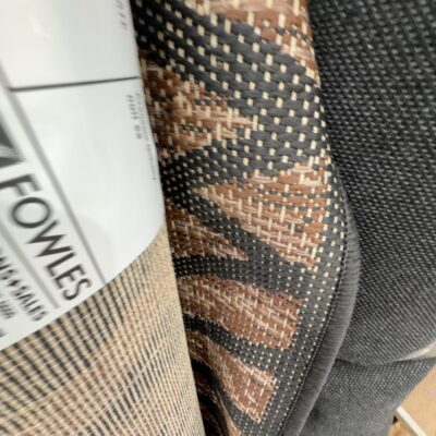 EX DISPLAY RUG - SOLD AS IS, APPROXIMATE SIZE 150 - 160CM WIDE X 210 - 230CM LONG EX DISPLAY RUG - SOLD AS IS, APPROXIMATE SIZE 150 - 160CM WIDE X 210 - 230CM LONG