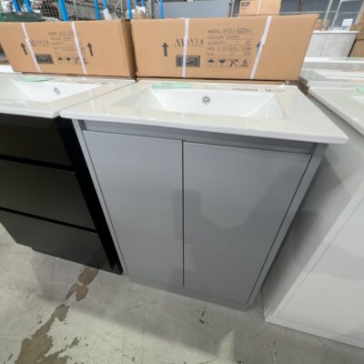 NEW 600MM MATTE GREY VANITY WITH CERAMIC TOP SK7600WGM & UV31-600H