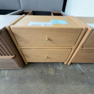 EX DISPLAY ALICE AMERICAN OAK BEDSIDE TABLE, SOLD AS IS EX DISPLAY ALICE AMERICAN OAK BEDSIDE TABLE, SOLD AS IS