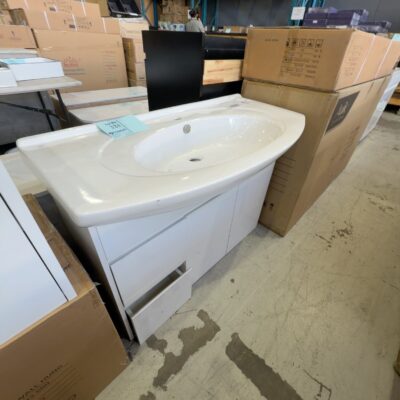 NEW 1000MM WHITE GLOSS VANITY WITH CERAMIC TOP, VPB1000-144