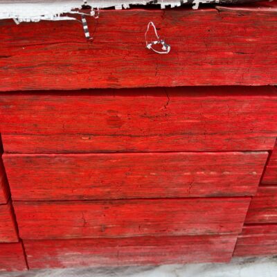 300X65 LVL BEAMS-15/5.7 (THIS PACK IS AGED STOCK AND SOLD AS IS)