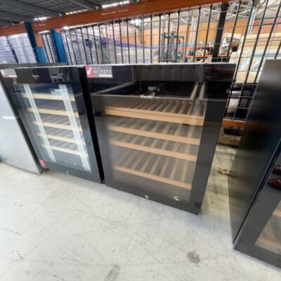 VINTEC VWS050SBB-X WINE CABINET 50 BOTTLE, SINGLE ZONE STABLE TEMPERATURE, TRIPLE GLAZED DOOR WITH ANTI-UV GLASS, LED DIGITAL DISPLAY PANEL, REVERSIBLE DOOR, HUMIDTY RECYCLING SYSTEM, ADJUSTABLE SHELVES, 12 MONTH WARRANTY