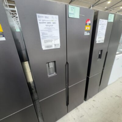 WESTINGHOUSE WQE5650BA MATTE BLACK 564LITRE FRENCH DOOR FRIDGE WITH WATER, MULTI FLOW AIRFLOW SYSTEM, SPILLSAFE SHELVES, FLEXIBLE STORAGE 12 MONTH WARRANTY