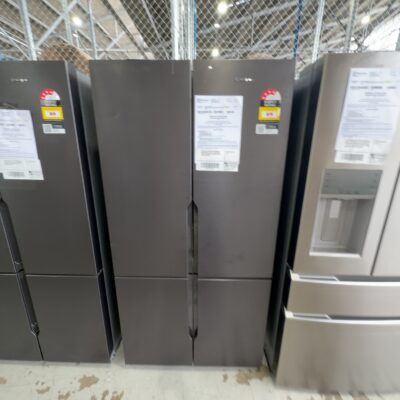 WESTINGHOUSE BLACK WQE5600BB QUAD DOOR FRIDGE, 564 LITRE, 4 STAR ENERGY, FRESHSEAL CRISPER, 896MM WIDE WITH 12 MONTH WARRANTY WESTINGHOUSE BLACK WQE5600BB QUAD DOOR FRIDGE, 564 LITRE, 4 STAR ENERGY, FRESHSEAL CRISPER, 896MM WIDE WITH 12 MONTH WARRANTY