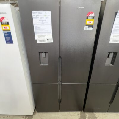 WESTINGHOUSE WQE5650BA MATTE BLACK 564LITRE FRENCH DOOR FRIDGE WITH WATER, MULTI FLOW AIRFLOW SYSTEM, SPILLSAFE SHELVES, FLEXIBLE STORAGE 12 MONTH WARRANTY WESTINGHOUSE WQE5650BA MATTE BLACK 564LITRE FRENCH DOOR FRIDGE WITH WATER, MULTI FLOW AIRFLOW SYSTEM, SPILLSAFE SHELVES, FLEXIBLE STORAGE 12 MONTH WARRANTY