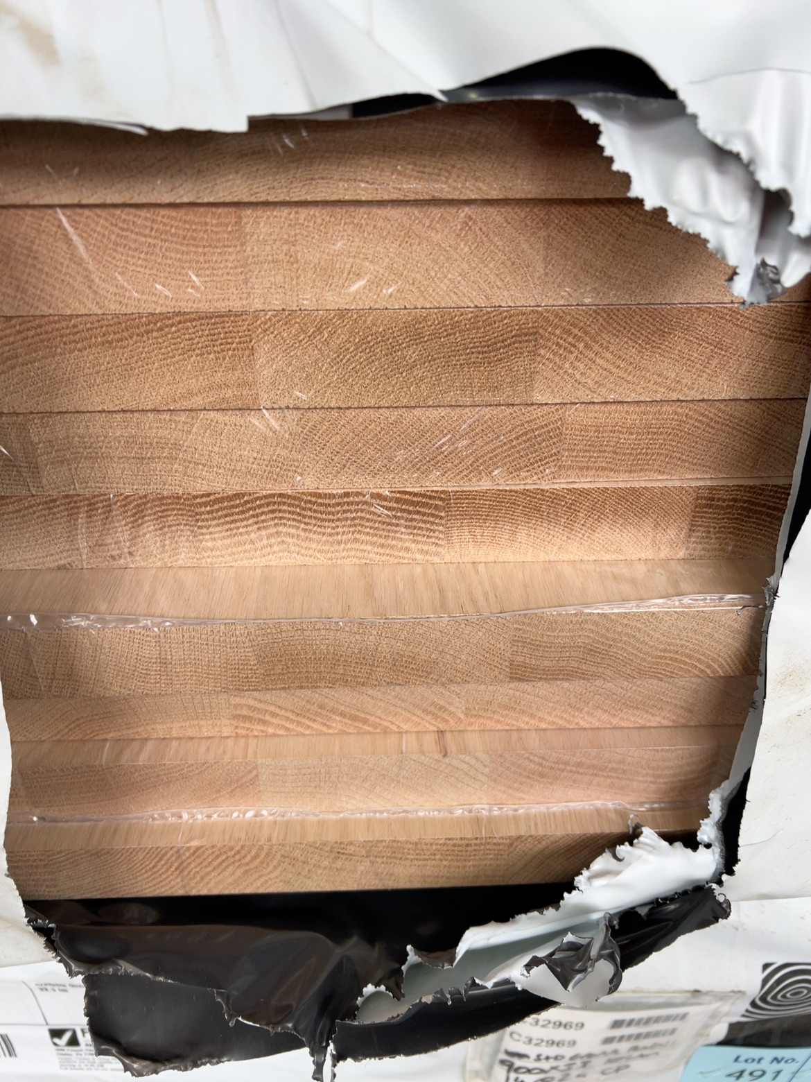 900X33 GLACIAL OAK STANDARD GRADE LAM KD HARDWOOD BENCH TOPS-4/2.4 12/1.2 900X33 GLACIAL OAK STANDARD GRADE LAM KD HARDWOOD BENCH TOPS-4/2.4 12/1.2