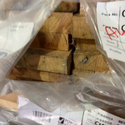 285X33 AUS OAK DAR LAM KD HARDWOOD- 12/5.7