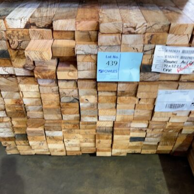 72X32 AUS OAK DAR UTE WEATHERED KD HARDWOOD