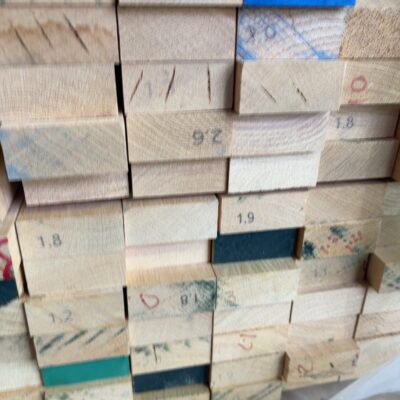 72X32.5 GLACIAL OAK DAR UTE KD HARDWOOD