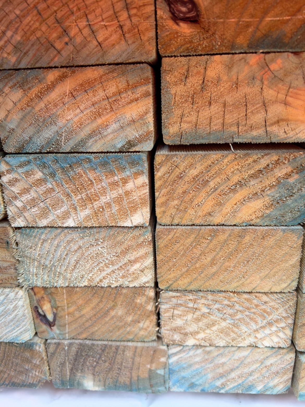 90X45 T2 BLUE F5 PINE- 88/2.7 (THIS PACK IS AGED STOCK AND SOLD AS IS) 90X45 T2 BLUE F5 PINE- 88/2.7 (THIS PACK IS AGED STOCK AND SOLD AS IS)