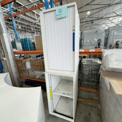 LOT OF SECONDHAND LOCKERS SOLD AS IS